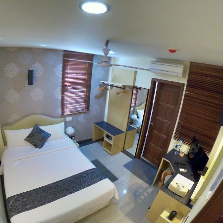 Lvis Boutique Hotel Мале Екстериор снимка